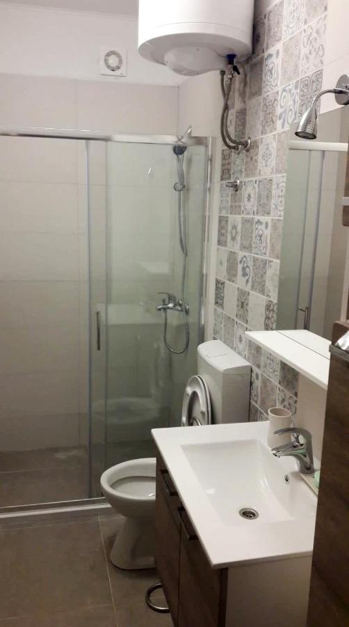 Apartman Ivana Podgora Bagian luar foto